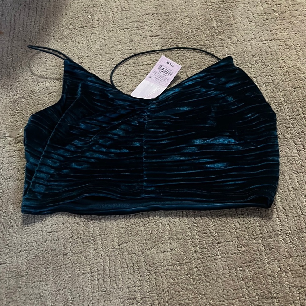 ur spaghetti strap crop top
